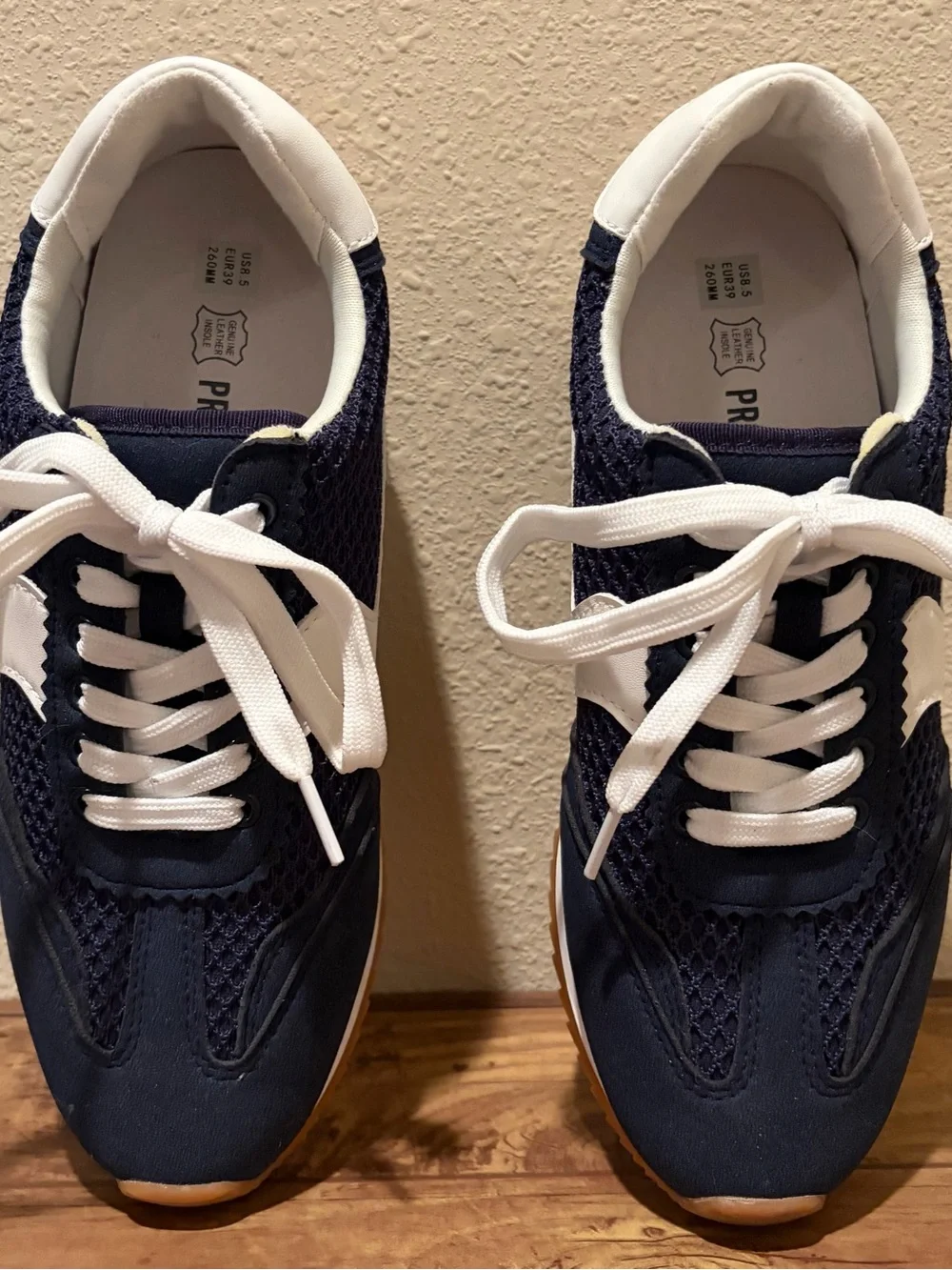 Women's Navy and White Classic Retro Runner Sneakers